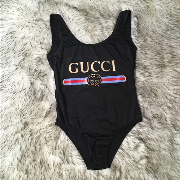versace shorts pink